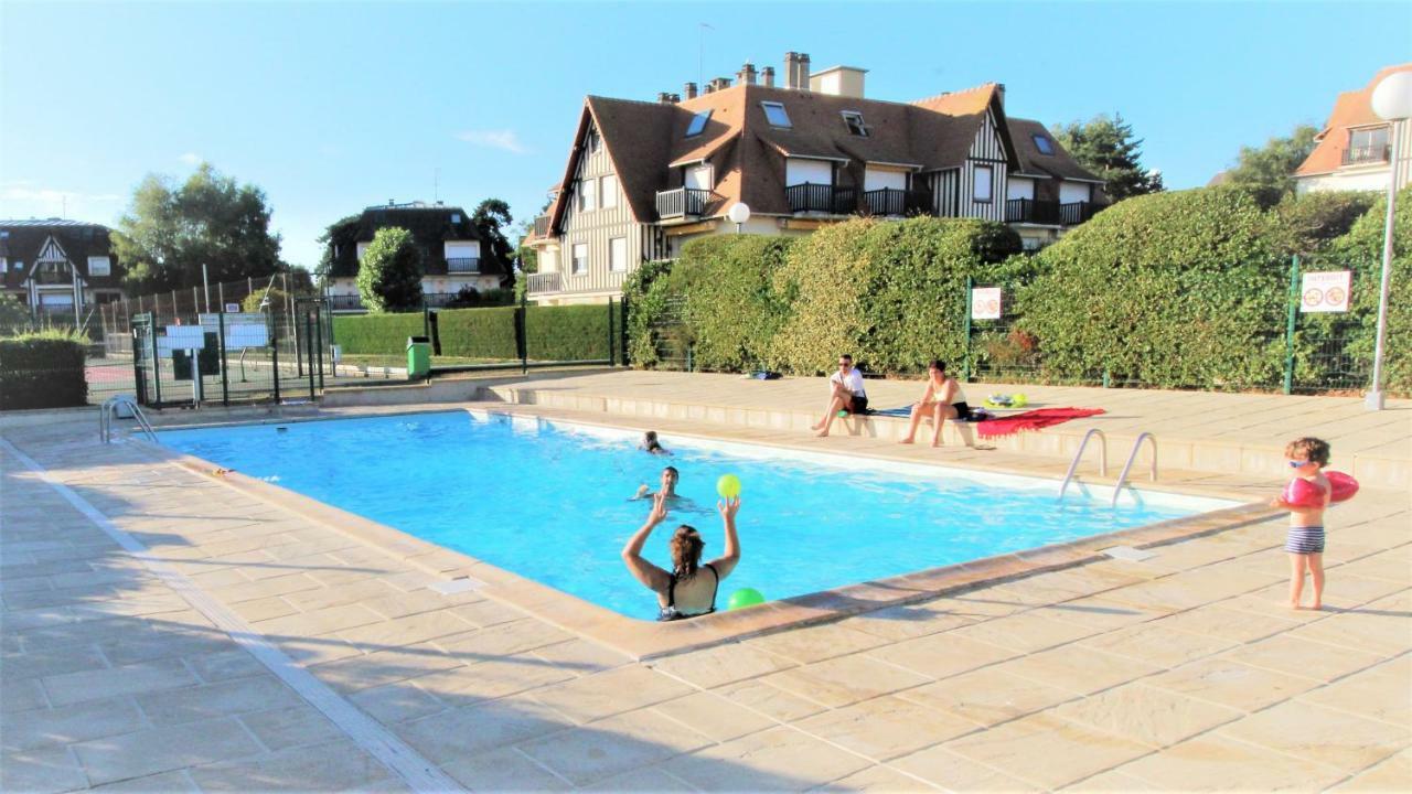 Cadre Exceptionnel: Duplex Classe 4**** Tennis, Piscine, Parking, Linge Inclus, Wifi, Materiel Bebe, Proximite Centre ドーヴィル エクステリア 写真